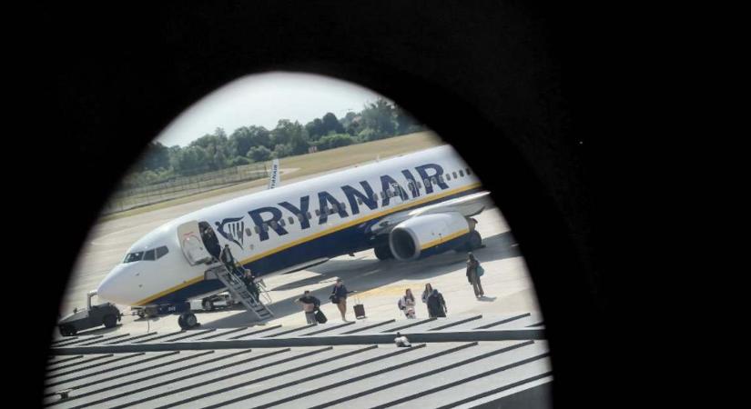 Bombafenyegetést kapott a Ryanair egyik gépe