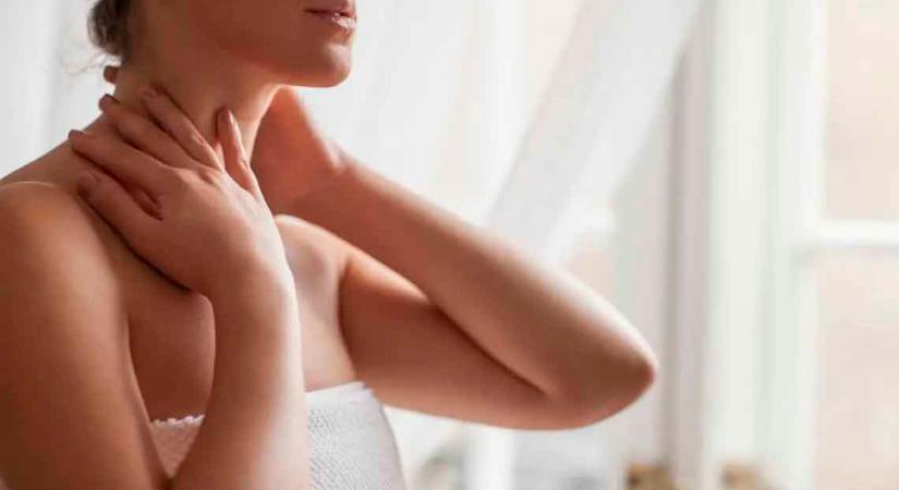 51 trükk, ami a nyakon levő vonalakat elhalványítja