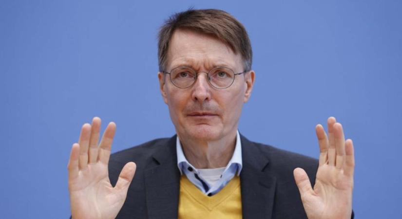 El akarták rabolni a német egészségügyi minisztert, hazaárulással elítéltek öt embert