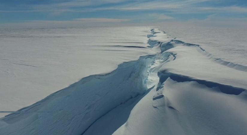 London méretű jéghegy szakadt le az Antarktisz jégtakaróról
