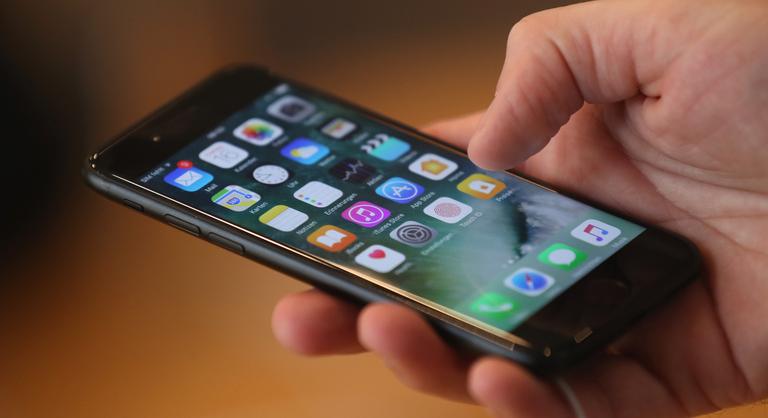 Most frissítse telefonját, fontos hibákat javít az új iOS!