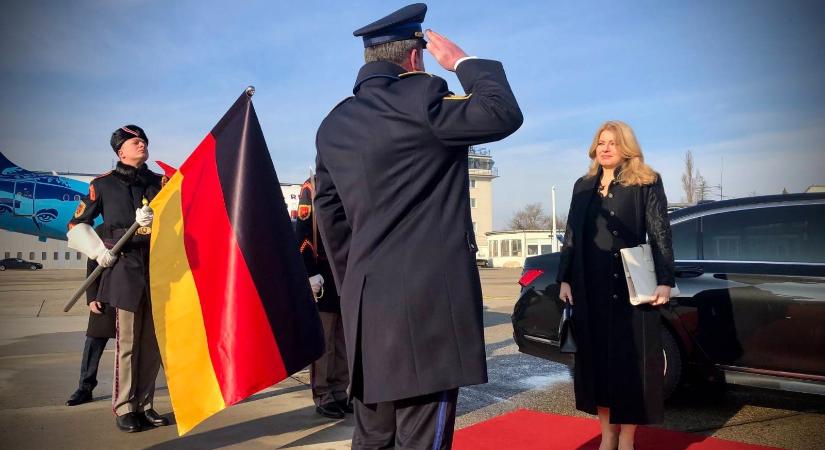 Berlinbe utazott az államfő, német kollégájával találkozik és díjat vesz át