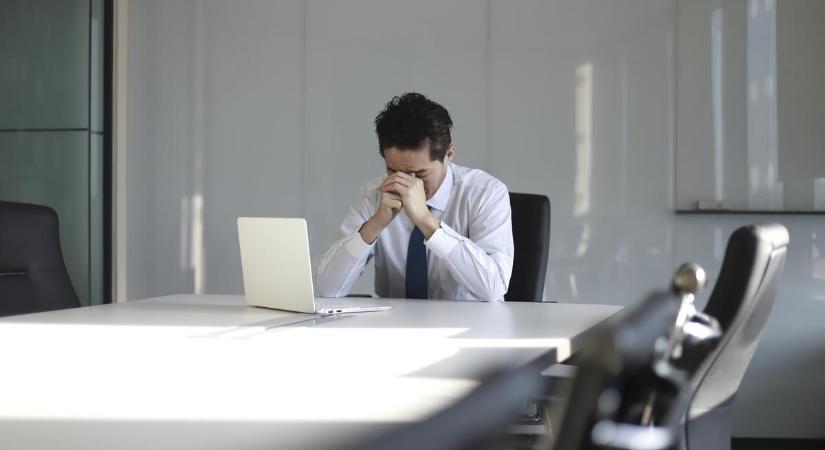 Rossz főnököd van? Mutatunk 4 módszert, amivel elkerülheted a munkahelyi stresszt