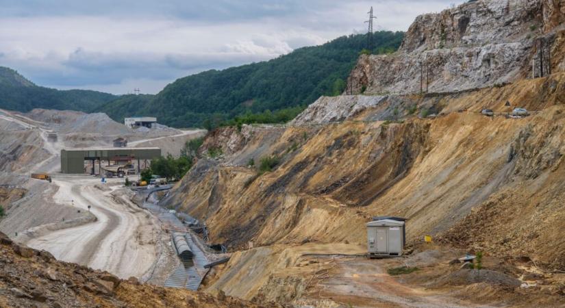 A geológus felfedte, hol található Vučić titokzatos aranylelőhelye