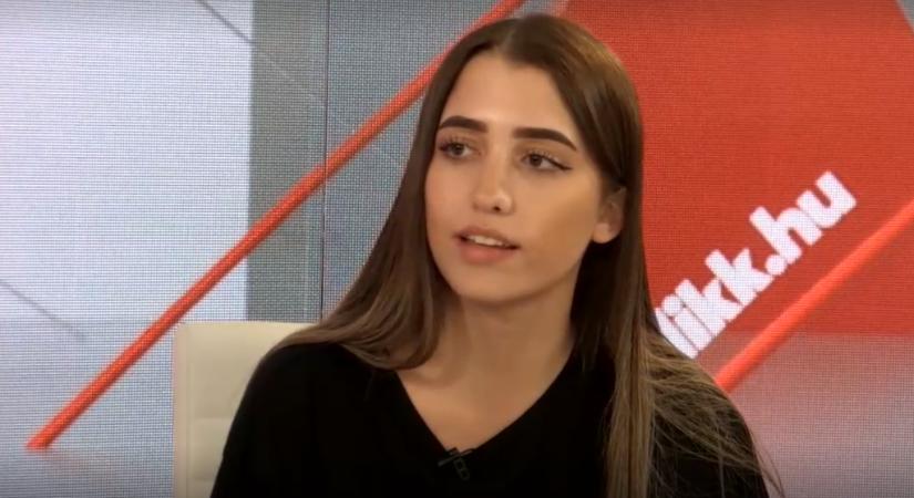Schobert Lara: A tinédzserkorom kegyetlen volt