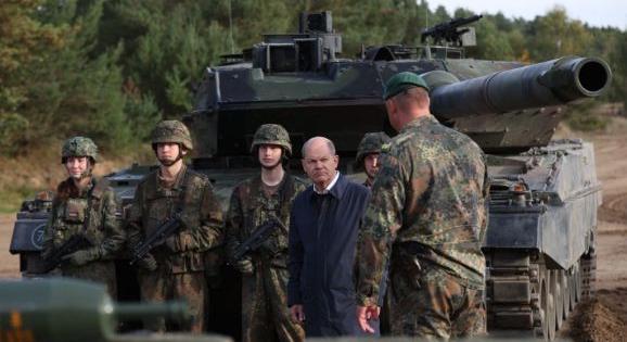 Németország egy századnyi Leopard 2 harckocsit küld Ukrajnának