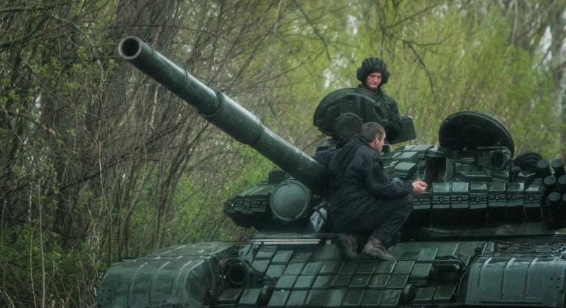 Szlovákia is küld tankokat Ukrajnának