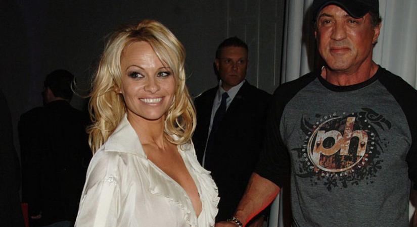 Pamela Anderson elárulta mit ajánlott neki Sylvester Stallone, hogy az első számú barátnője legyen