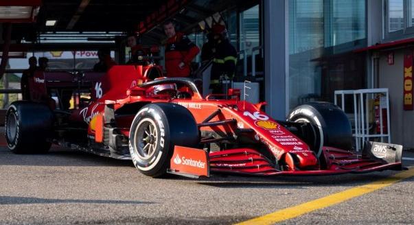 Eső és több mint 300 kör a Ferrari „ébresztő” tesztjén