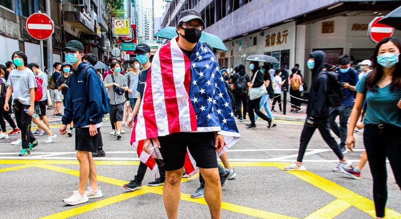 Fellélegezhetnek az Amerikába menekült hongkongi jogvédők