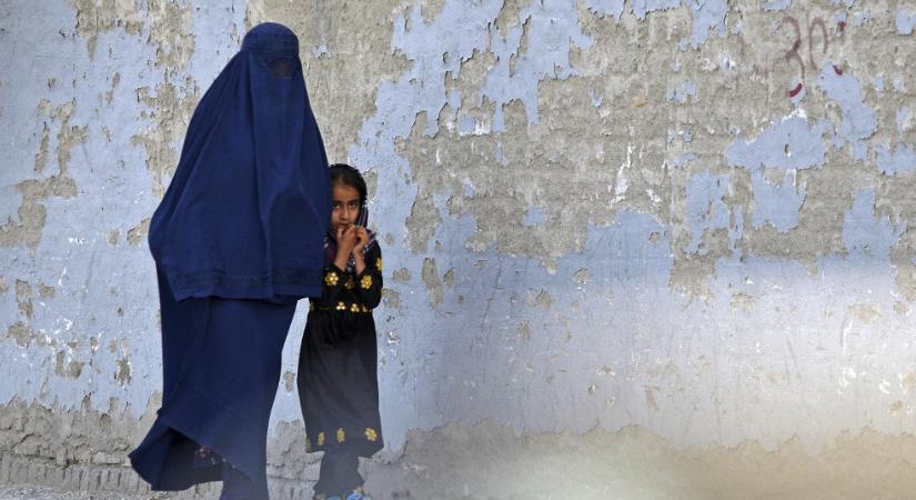 Az afgán nők alapból jogosultak a menekültstátuszra az EU ügynöksége szerint
