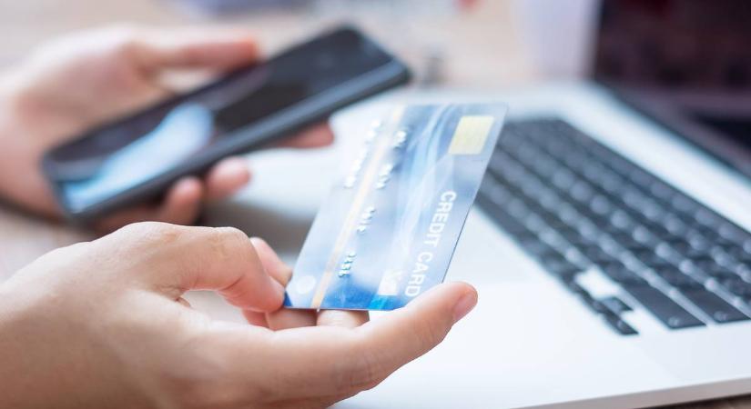 Vigyázz, hol vásárolsz! – Ezek a webshopok lopják a bankkártyaadatokat