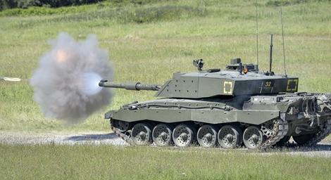Március végén érkezhetnek meg Ukrajnába a brit Challenger 2 tankok