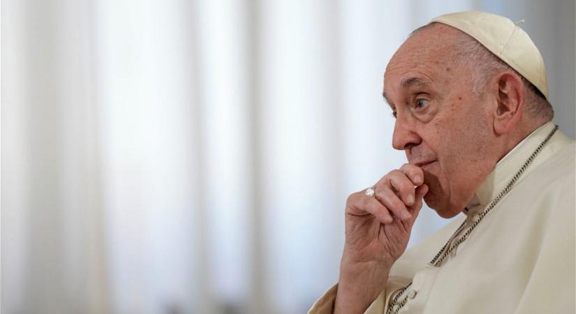 Ferenc pápa a Twitteren is megemlékezett a holokauszt áldozatairól