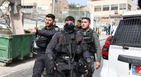 Ismét lövöldöztek Jeruzsálemben, 13 éves palesztin fiú nyitott tüzet
