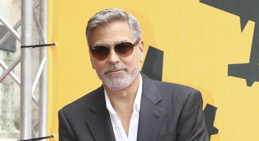 George Clooney vallomása: gyerekkorában arcbénulása volt