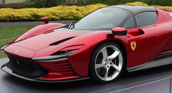 Budapesten bukkant fel először a Ferrari 800 millió forintos egyedi autója