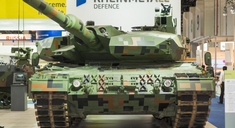 A Rheinmetall nem győzi a fegyver-megrendeléseket
