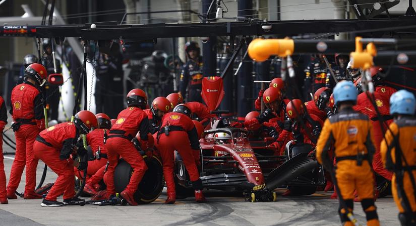 Ferrari: 1000 kerékcsere gyakorlásként a 2023-as szezon F1-es szezon előtt