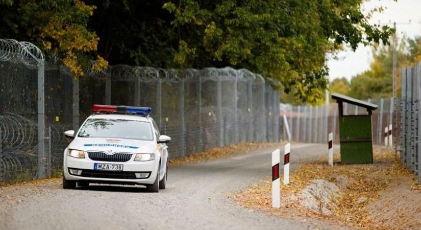 Tíz határsértőt tartóztattak fel a rendőrök Bács-Kiskunban