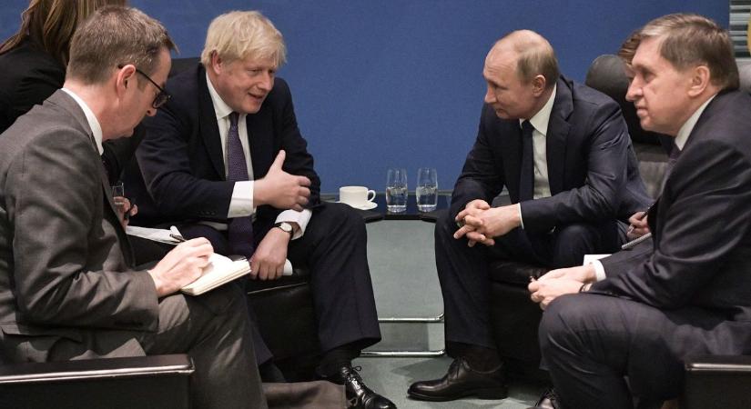 „Boris, nem akarlak bántani, de rakétával mindössze egyetlen percig tartana” – üzente Putyin a brit kormányfőnek