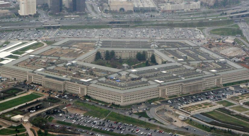 A Pentagonban azon dolgoznak, hogy vadászgépeket kaphasson Ukrajna