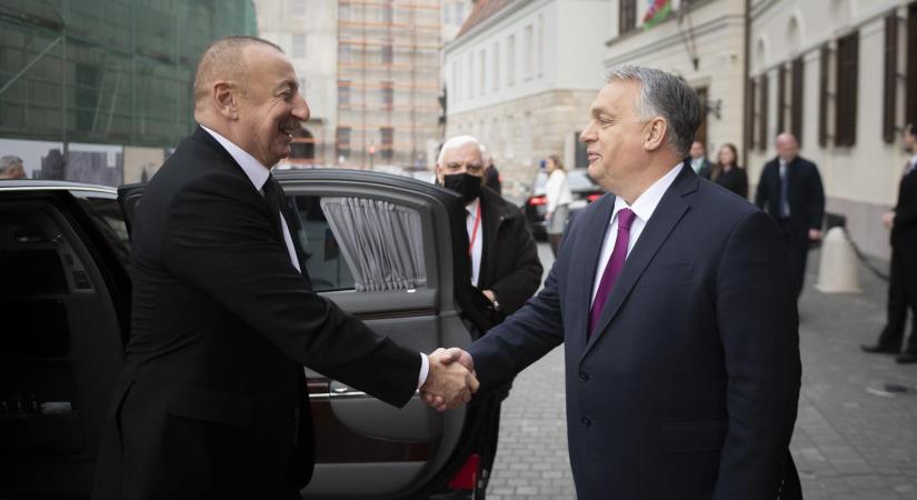 Azerbajdzsán Európa energiaellátásának kulcsországa – állítja Orbán Viktor, miután fogadta a 2013-as Év Korrupt Emberét