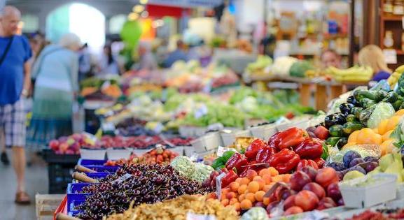 Nagy változás jön a magyar boltok zöldség-gyümölcs részlegében is