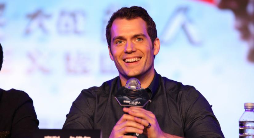 Kiszúrtad Henry Cavillt minden idők (egyik) legjobb fantasy filmjében? (kép)