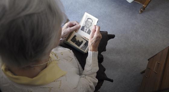 Megvizsgáltak 29 ezer embert, kiderült: ezekkel csökkenthető lehet a demencia kialakulásának kockázata