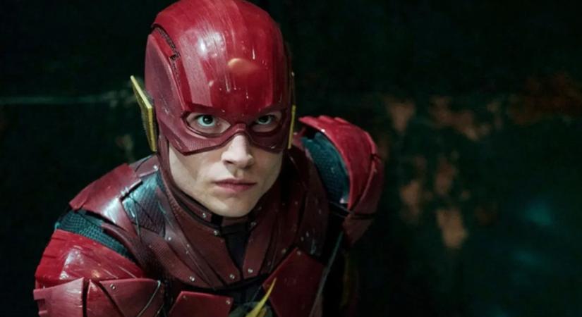 Noha a Flash - A Villámot a "valaha készült egyik legjobb szuperhősfilm"-nek nevezték, Ezra Miller DC-s sorsáról csak a felépülése után döntenek James Gunnék
