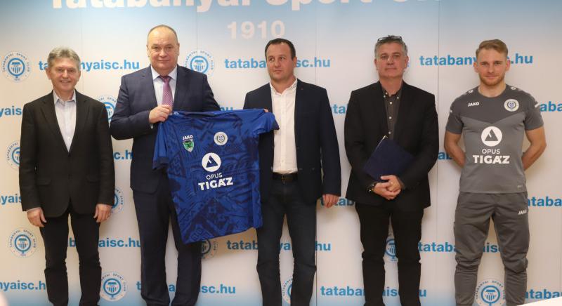 Mészáros Lőrinc érdekeltsége, az OPUS TIGÁZ Zrt. névadó szponzorként támogatja Tatabánya labdarúgó csapatát