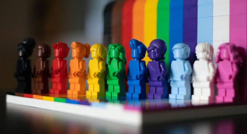 Háttér Társaság: a többség védené az LMBTQI embereket a diszkriminációtól