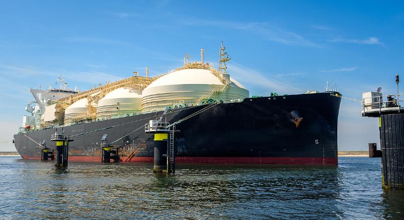 Moszkva lestrapált tankerhajókkal cselezi ki az olajembargót