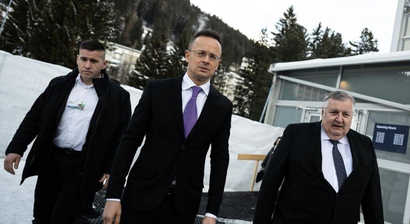 Miért volt fontos Szijjártó Péter jelenléte Davosban?