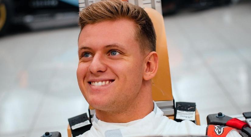 F1: Újabb csapatnál kapott munkát Schumacher