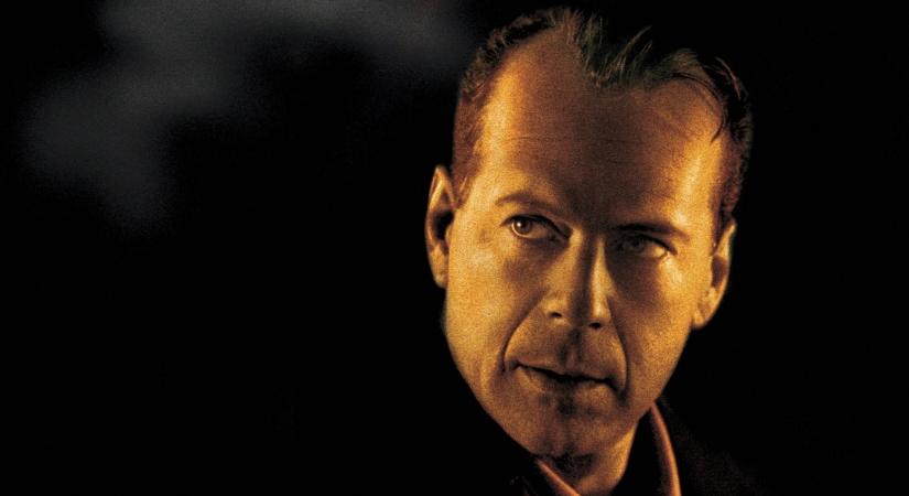 M. Night Shyamalan érzelmes üzenetet küldött a súlyos beteg Bruce Willisnek, akiért bármire hajlandó lenne