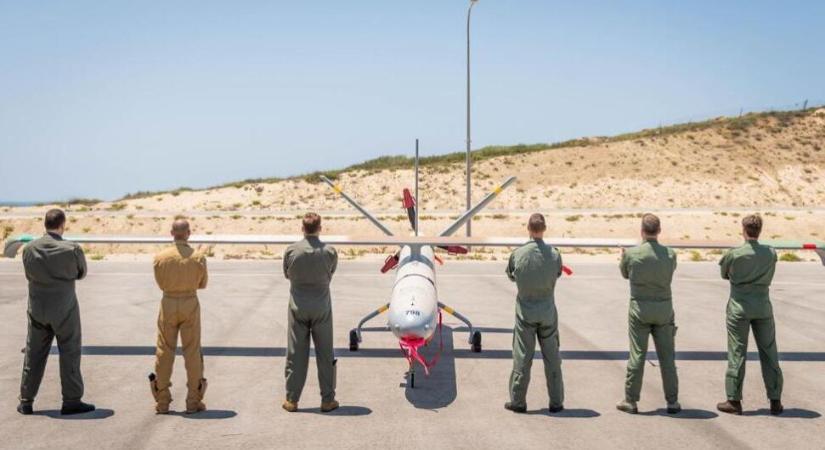 Akár egy tonnás, szabadesésű bombát is tud szállítani az új izraeli drón