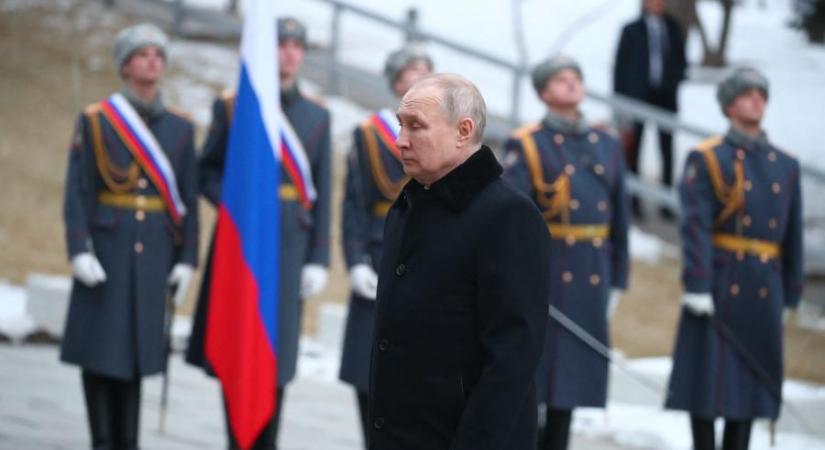 Vlagyimir Putyin a náci Németországhoz hasonlította a Nyugatot a sztálingrádi csata 80. évfordulóján