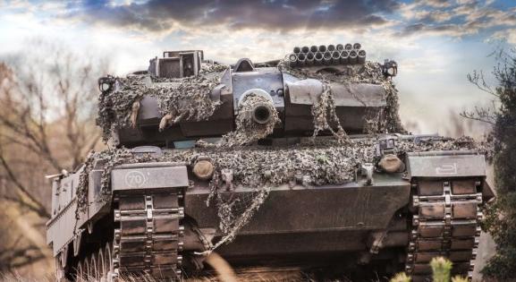 Norvégia rengeteg Leopard harckocsikat vesz Németországtól