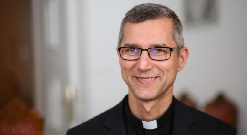Ferenc Pápa segédpüspöknek nevezte ki Martos Levente Balázst