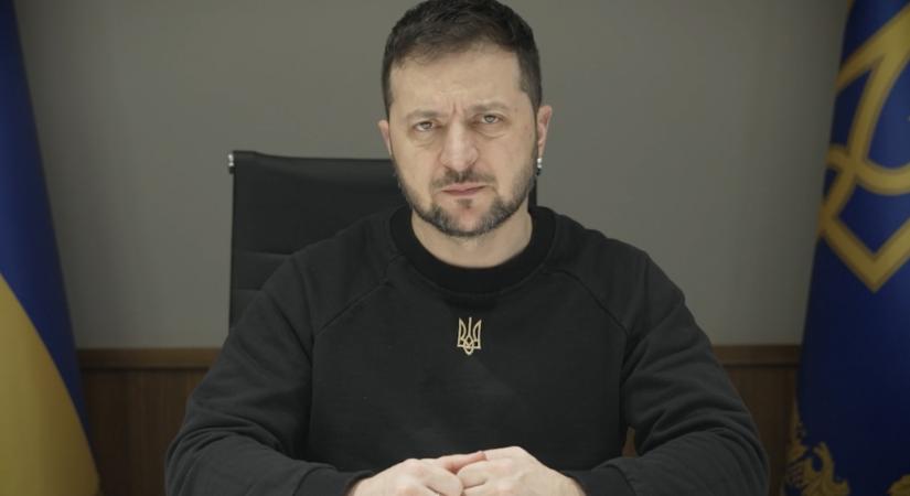 Zelenszkij: Az ukrán erők nem adják fel Bahmutot