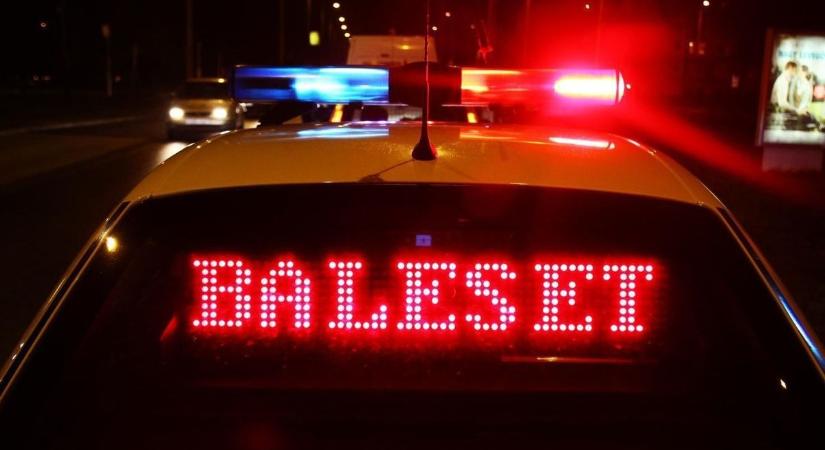 Karambol a 4-es főúton, most Téglásnál