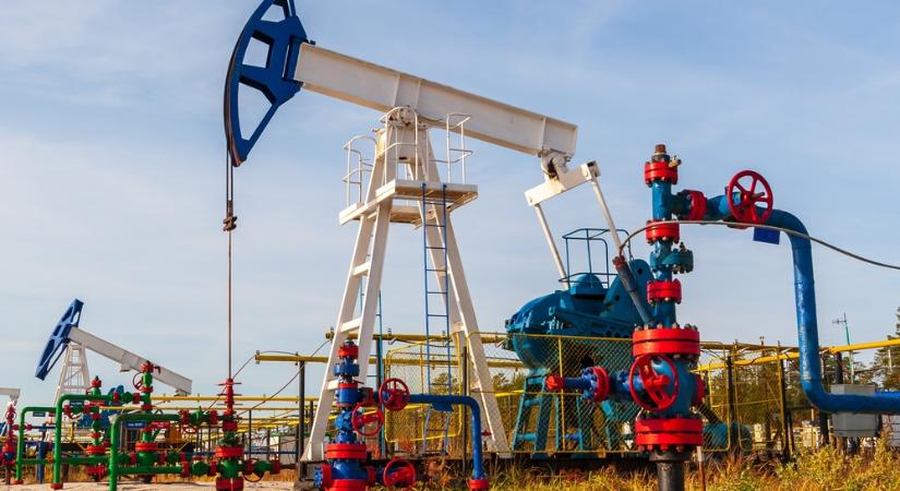 Az EU véglegesítette az orosz finomított kőolajtermékek árplafonját