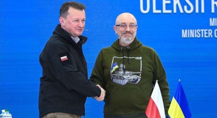 Lengyelország megkezdte az ukrán katonák kiképzését a Leopard tankokra