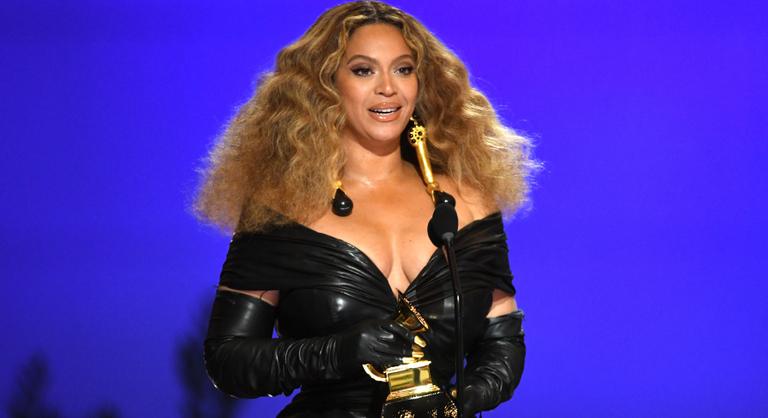 Magyar művész rekordját döntheti meg Beyoncé az idei Grammy-gálán