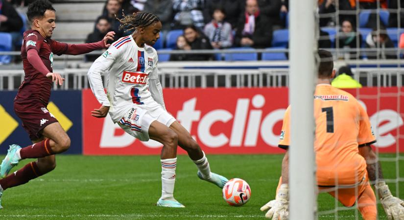 Ligue 1: Benzemáék 2008-as bravúját másoló fiatalokkal nyert a Lyon