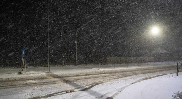 Áramszüneteket okozott a hóvihar a Székelyföldön
