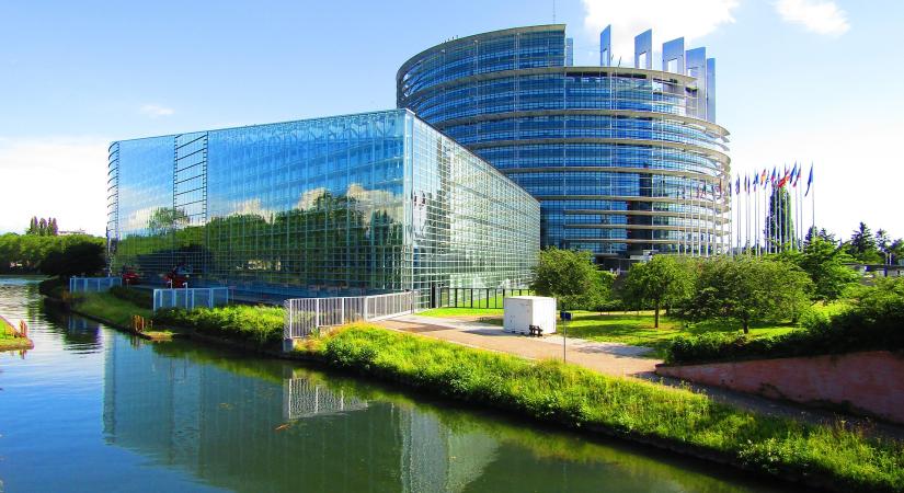 Hidvéghi Balázs: életveszélyes az EP fosszilis tüzelőanyagokra vonatkozó javaslata