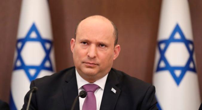 A volt izraeli kormányfő azt állítja, Putyin megígérte neki, hogy nem öli meg Zelenszkijt